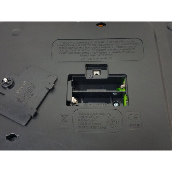 Leap Frog Learning Friends 100 Word Book and 100 Animals Book English & Spanish - Picture 10 of 16